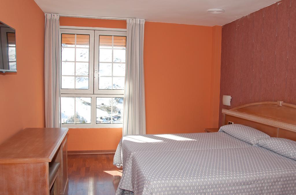 Hotel Reino Nevado Σιέρρα Νεβάδα Εξωτερικό φωτογραφία